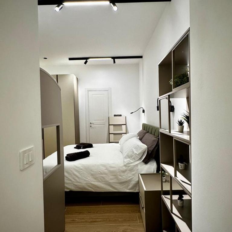 Vicolo Vivo Home - Appartamento con 2 Camere da Letto - 13