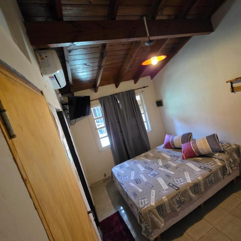 Hospedaje los Buhos - Habitación Familiar con baño privado - 4