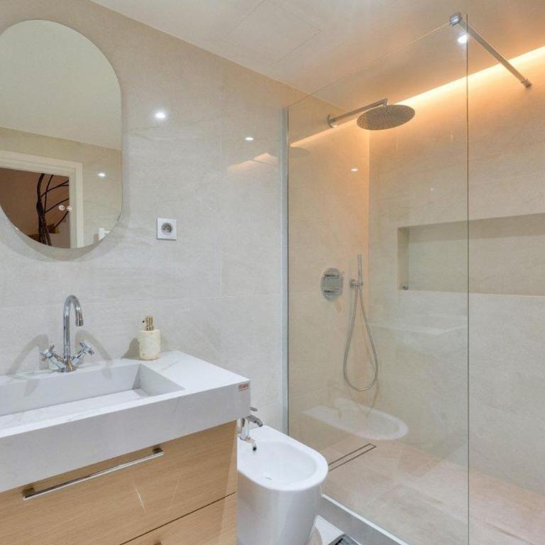 Prestigious 5BR Avenue Foch Home - Arc de Triomphe - Maison de Vacances - 3