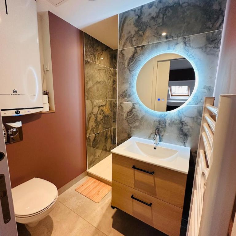 Maison entière avec 3 logements indépendants & Cours exterieur - Apartment mit 3 Schlafzimmern - 18