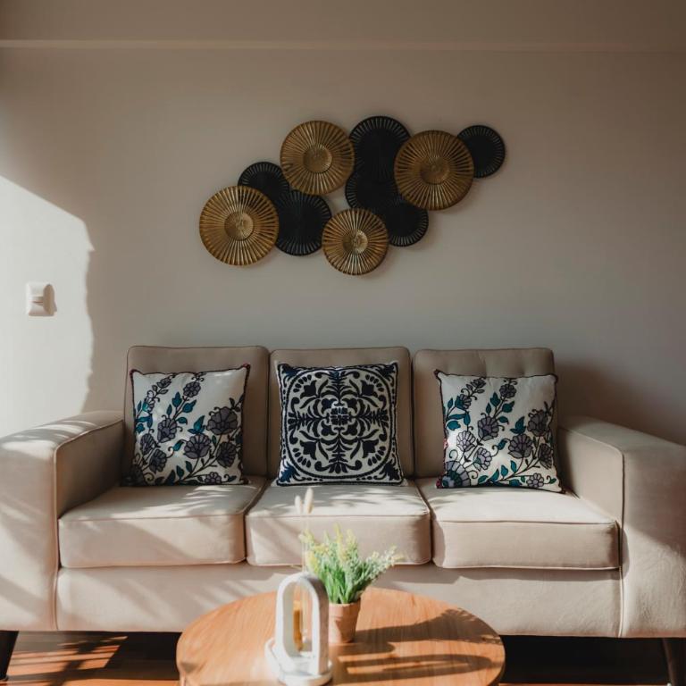 Recavarren 3 Dormitorios by Casa Miraflores - Wifi - Washer - Hot Water - Three-Bedroom Apartment with Balcony - 6