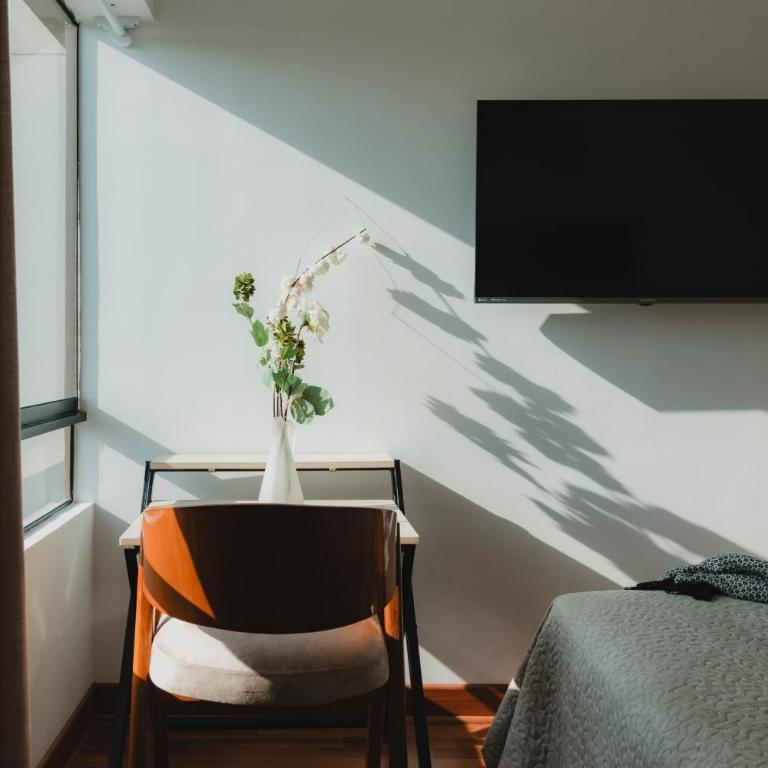 Recavarren 3 Dormitorios by Casa Miraflores - Wifi - Washer - Hot Water - Three-Bedroom Apartment with Balcony - 13
