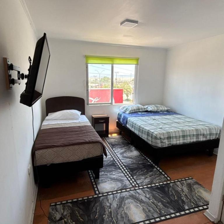 Residencial Fernanda - Triple Room with Private Bathroom - 3