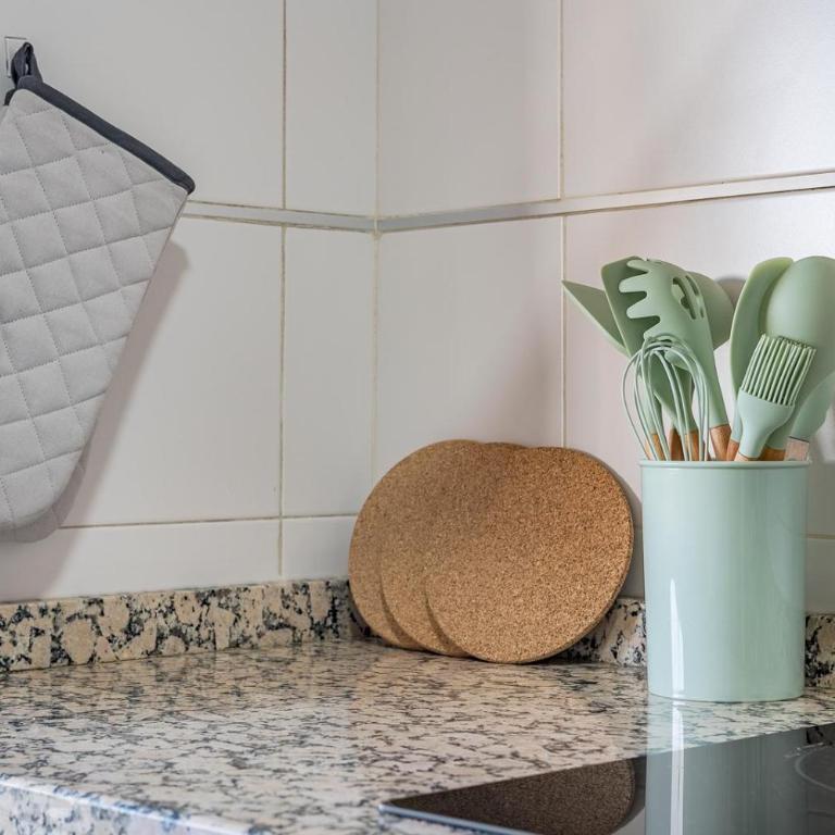 Magnífico ático a los pies del Albaicin - Three-Bedroom Apartment - 10
