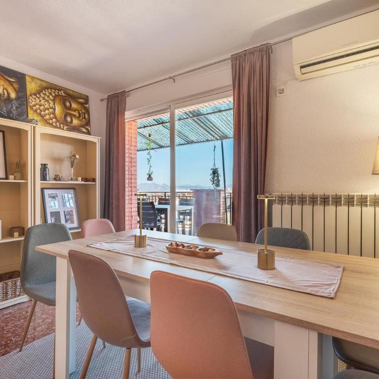 Magnífico ático a los pies del Albaicin - Three-Bedroom Apartment - 25