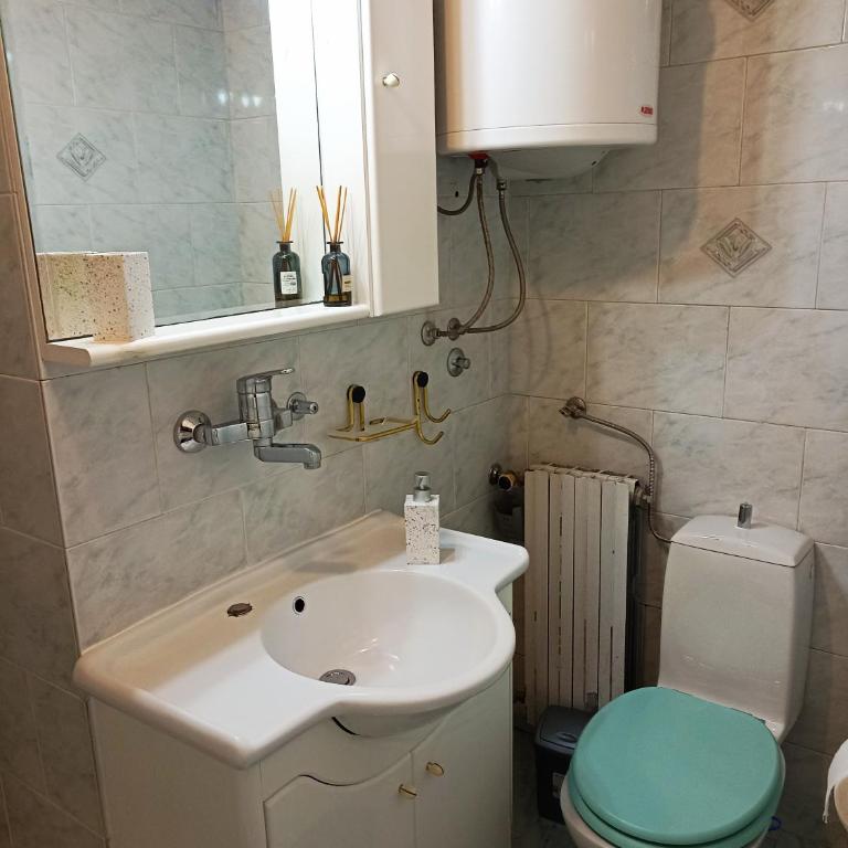 Paws & Pines Hideaway - Apartman sa 2 Spavaće Sobe - 24