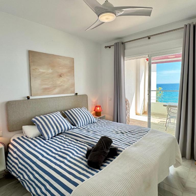 Apartamento en primera línea de playa en Benalmadena - Apartamento de 2 dormitorios - 9