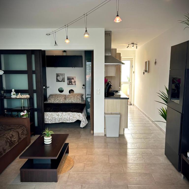 Bel appartement à 2 min de la plage à Six-Fours-les-Plages - Apartment - 6