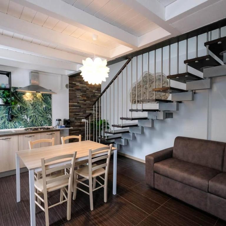 Lago-Terme-Gardaland, Private Parking at Dolce Duplex Lazise - Appartamento con 1 Camera da Letto - 1
