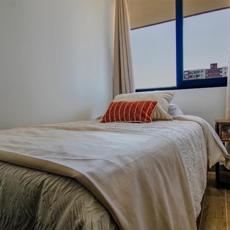 Vista ciudad, 4 personas, parking, gimnasio - Apartment - 20