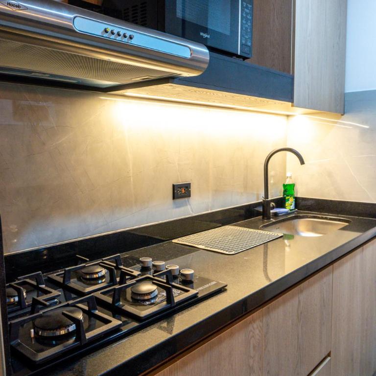 Stylish Laureles Apartment, New Apartment - One-Bedroom Apartment - 11