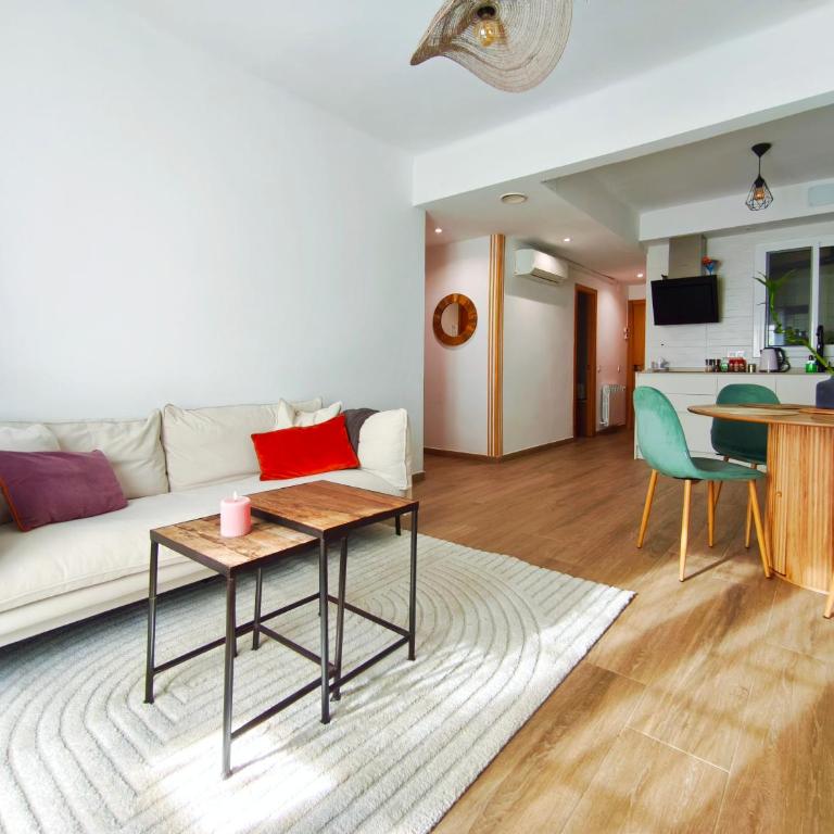 2 habitaciones Anfiteatro Romano Cerca la playa - Apartamento de 1 dormitorio - 11