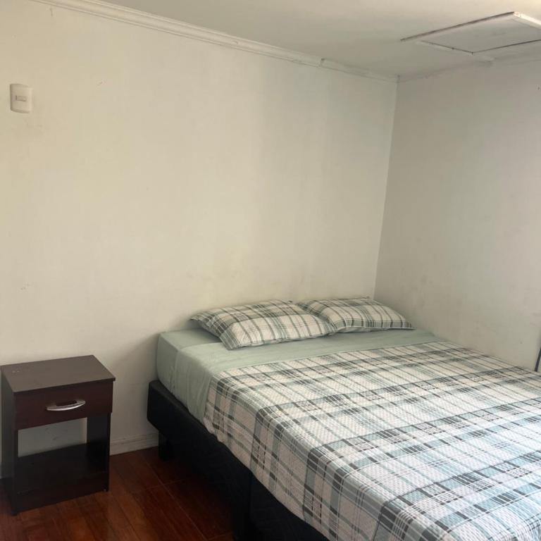 Residencial Fernanda - Double Room with Private Bathroom - 1