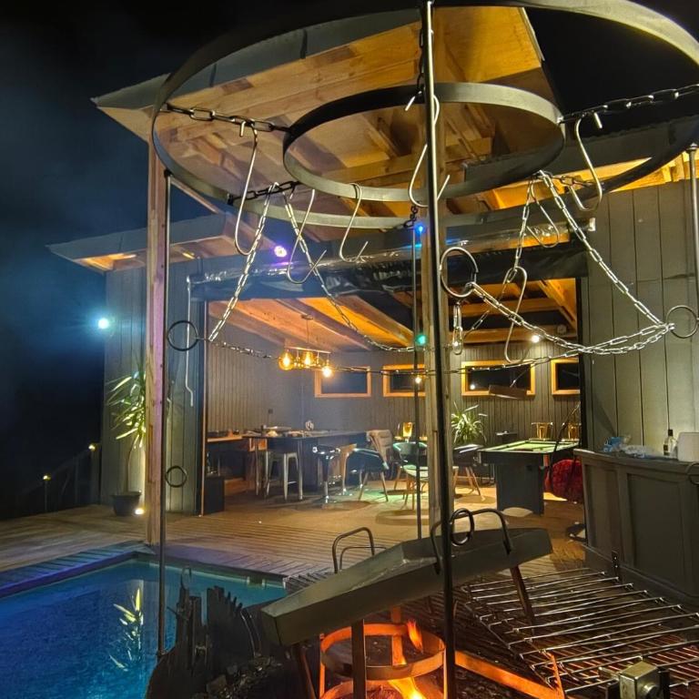 Casa quincho terraza y piscina - Villa de 1 dormitorio - 57