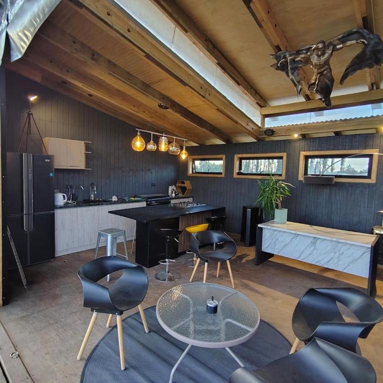 Casa quincho terraza y piscina - Villa de 1 dormitorio - 65