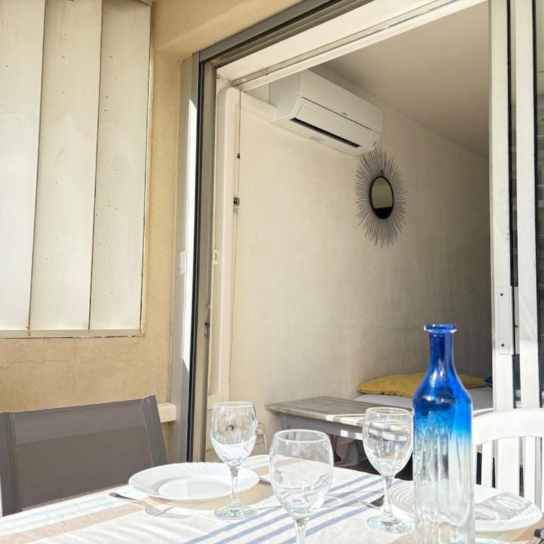 Studio vue mer Climatisé 50 m de la plage - Apartment mit 1 Schlafzimmer - Meerseite - 33