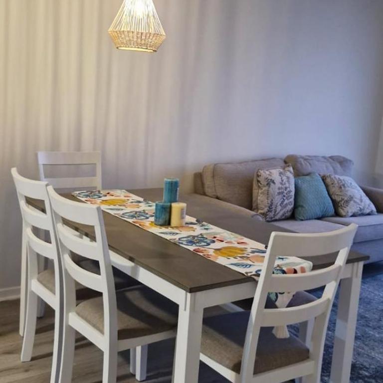 Departamento con acceso directo a la playa - Three-Bedroom Apartment - 2