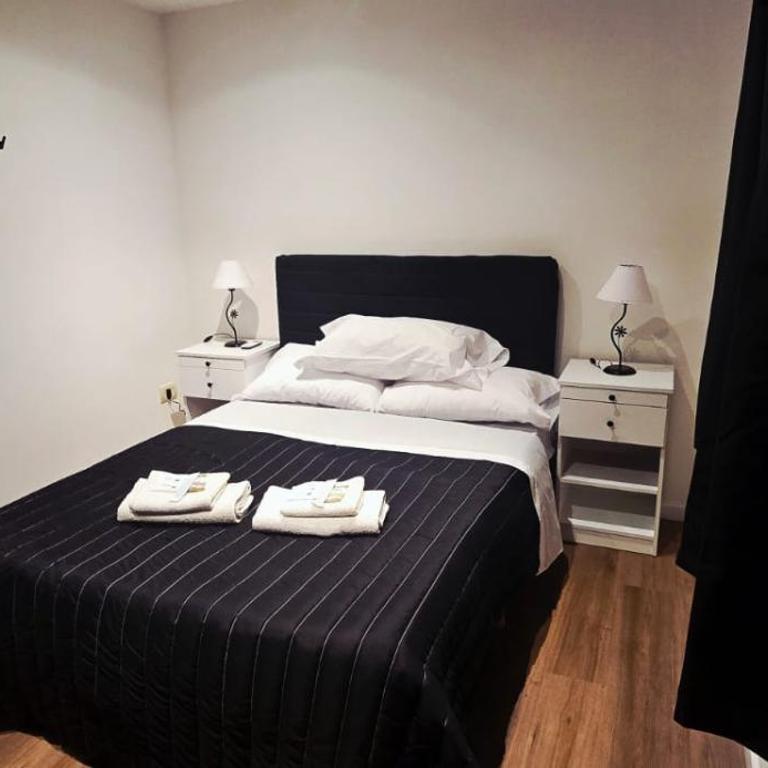 San Martin Apart 1 By Hotel Paris - One-Bedroom Apartment - 1