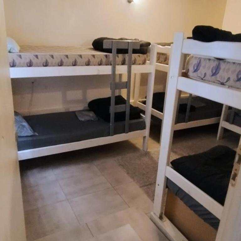 Casa con Increíble Terraza, Parrilla y Pileta 21 jóvenes en Palermo - Casa Unifamiliar de 3 dormitorios - 24
