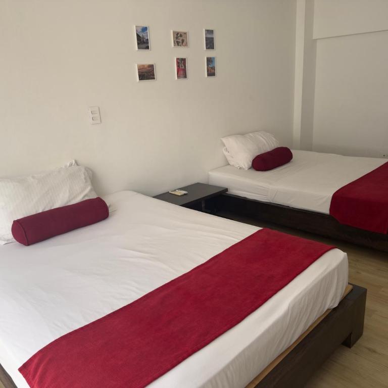 Hotel Florencia Plaza Poblado - Family Room - 7