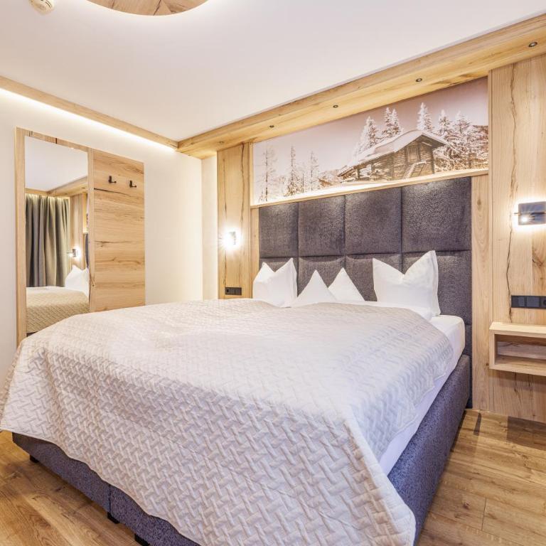 Hotel Ländenhof Superior - Doppelzimmer mit Balkon - Kategorie B - 12