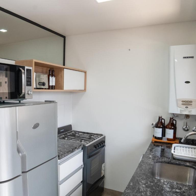 Departamento céntrico con estacionamiento gratis - One-Bedroom Apartment - 3