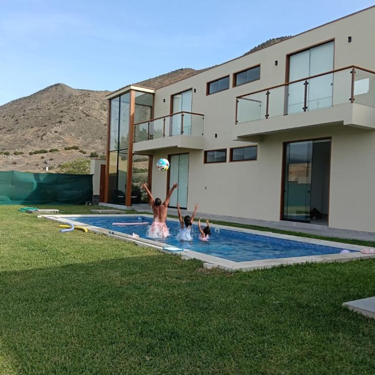 House 3M in Condominium Fundo Pradera, Chocaya - Lima - Perú - Four-Bedroom House - 8