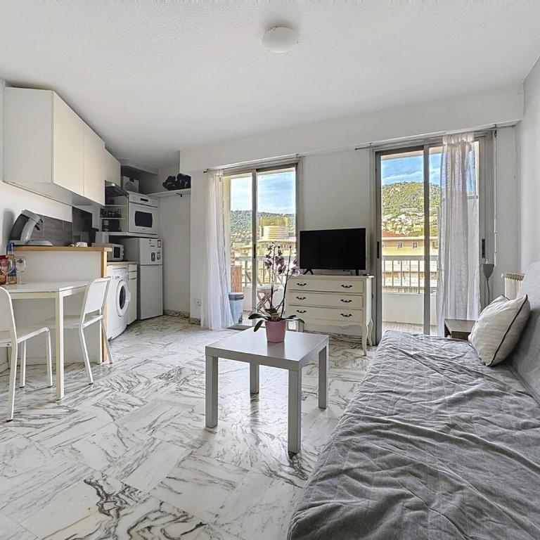 Évasion niçoise à 12 min du port Vue & confort - Appartement 1 Chambre - 3