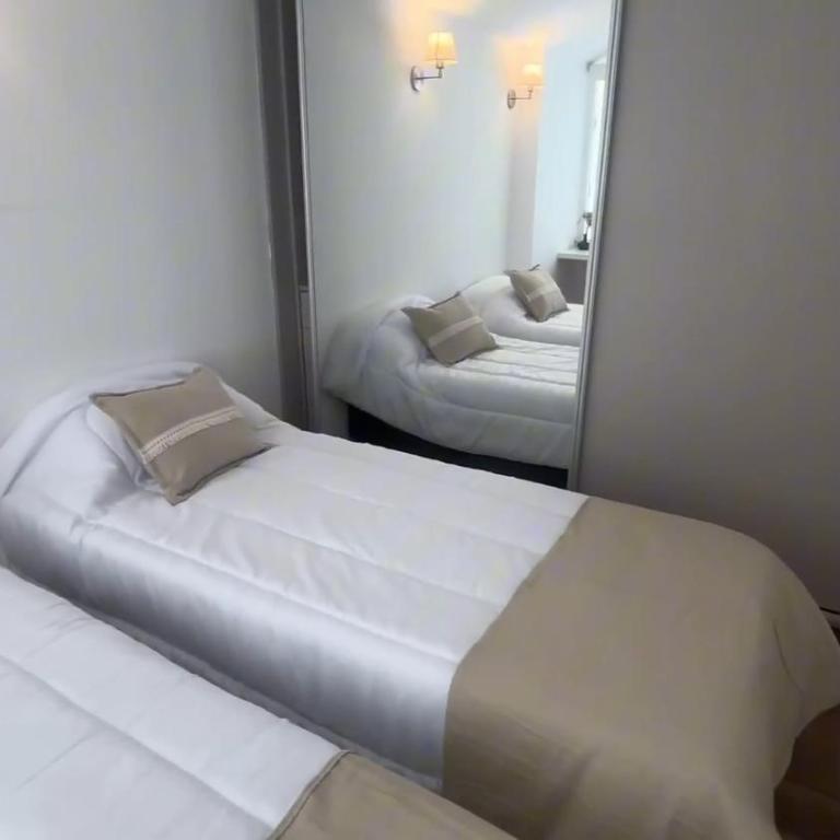 Rivera Depar - Two-Bedroom Apartment - 16
