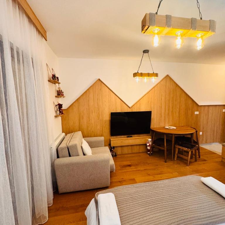 Apartment Vila Jela - Deluks Dvokrevetna Soba s Bračnim Krevetom (2 odrasle osobe + 1 dete) - 17