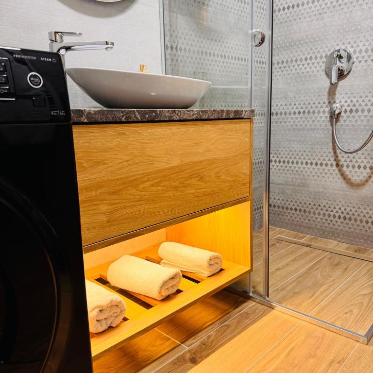 Apartment Vila Jela - Deluks Dvokrevetna Soba s Bračnim Krevetom (2 odrasle osobe + 1 dete) - 5