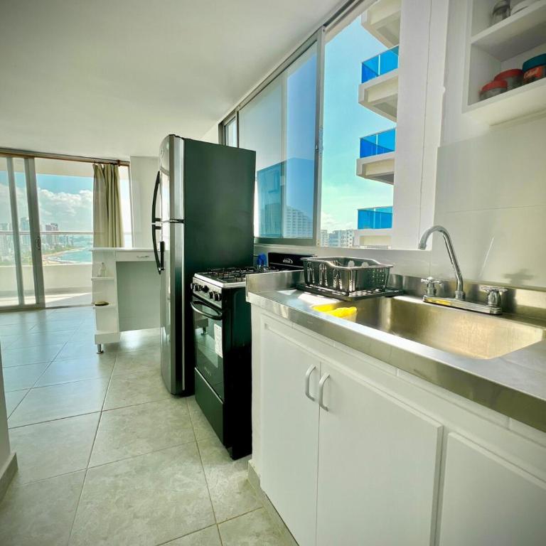 Vista soñada cerca al mar y centro histórico - Two-Bedroom Apartment - 19