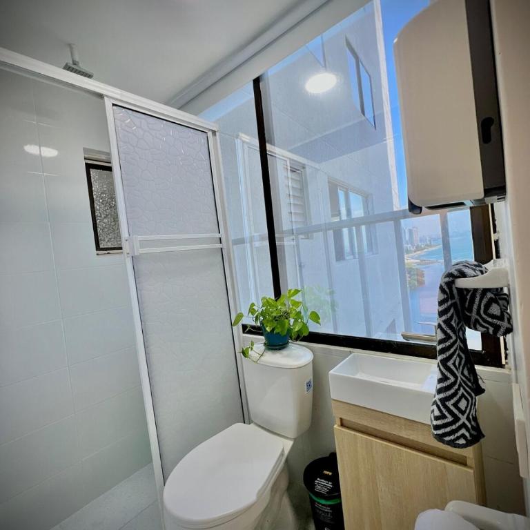 Vista soñada cerca al mar y centro histórico - Two-Bedroom Apartment - 9