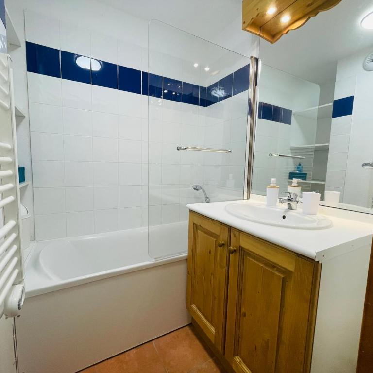 Magnifique T3 duplex 6 pers avec parking privé. - Appartement 2 Chambres - 11