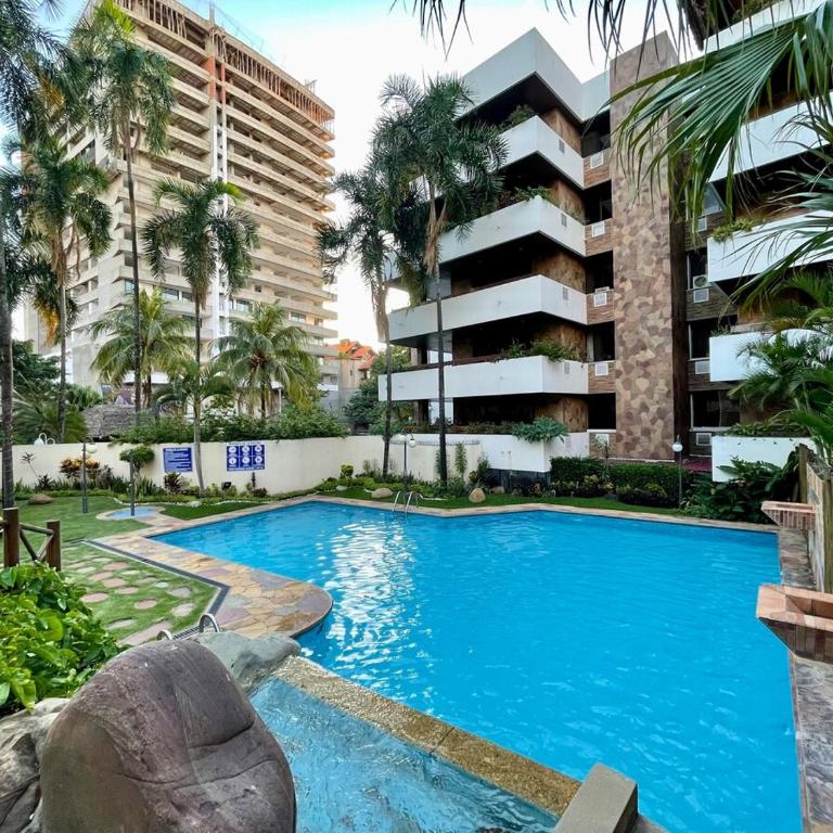 5-star hotel, 2 bedrooms, nice decoration, very complet social area, very good price - Two-Bedroom Apartment - 19
