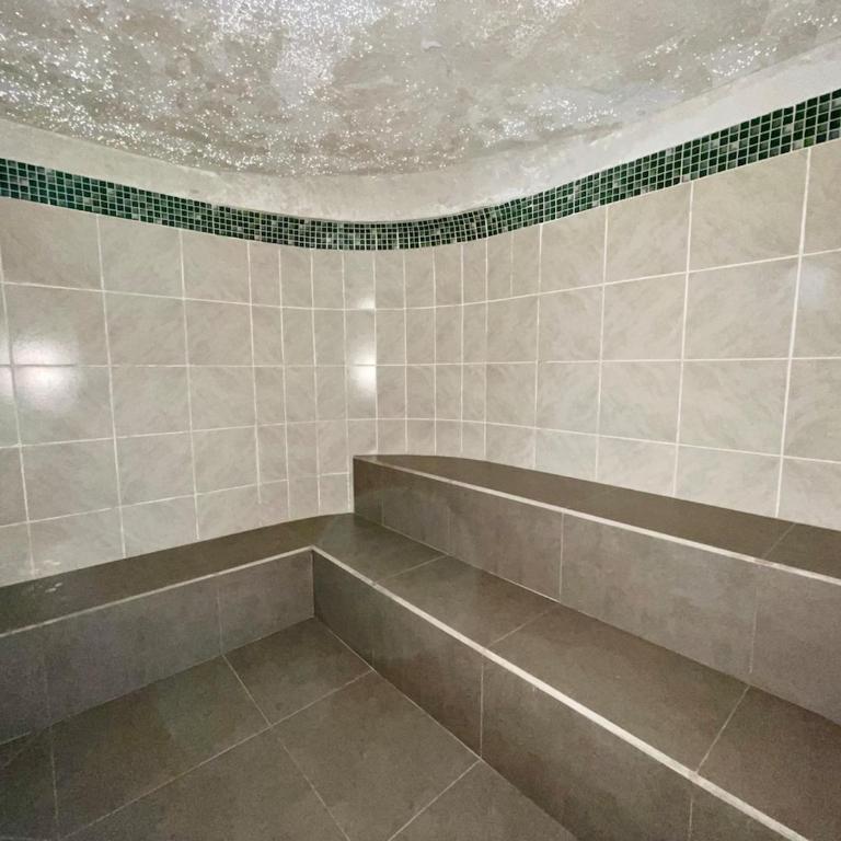 5-star hotel, 2 bedrooms, nice decoration, very complet social area, very good price - Two-Bedroom Apartment - 29