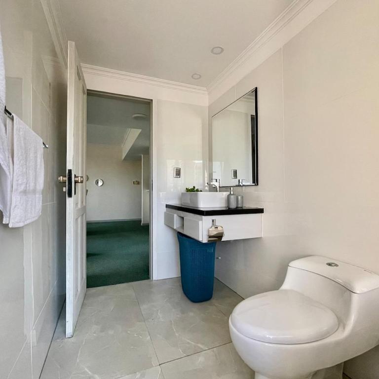 5-star hotel, 2 bedrooms, nice decoration, very complet social area, very good price - Two-Bedroom Apartment - 86