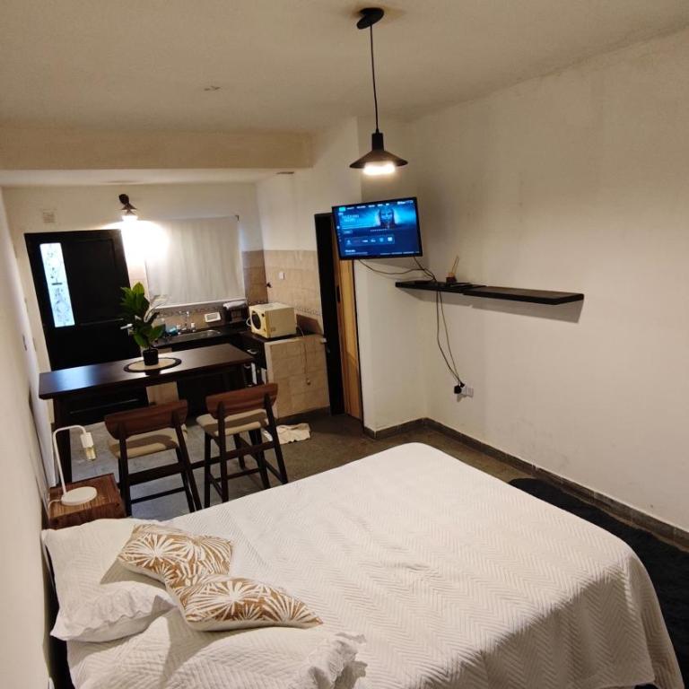 Monoambiente a 10 min del centro y el paseo de la costa - One-Bedroom Apartment - 3