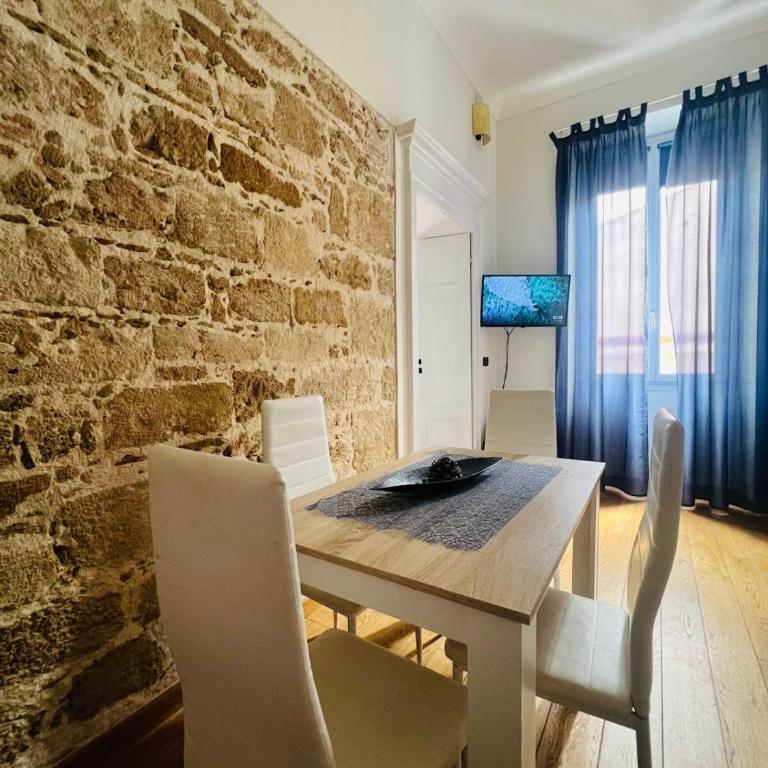 Suite Life - Rooftop Access - Top Location - One-Bedroom Apartment - 17