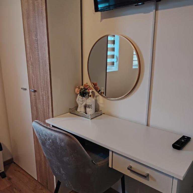 Lux Veritas Near Center FREE PARKING Special April Offer - Apartman sa 1 Spavaćom Sobom - 17