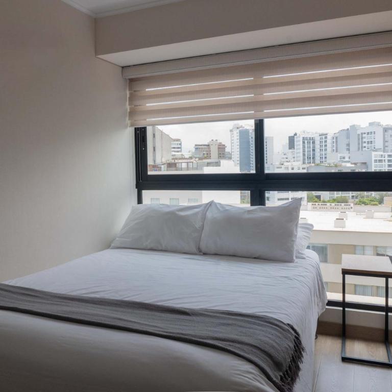 Residence 3BR with balcony in San Isidro by Wynwood House - Apartamento - 17