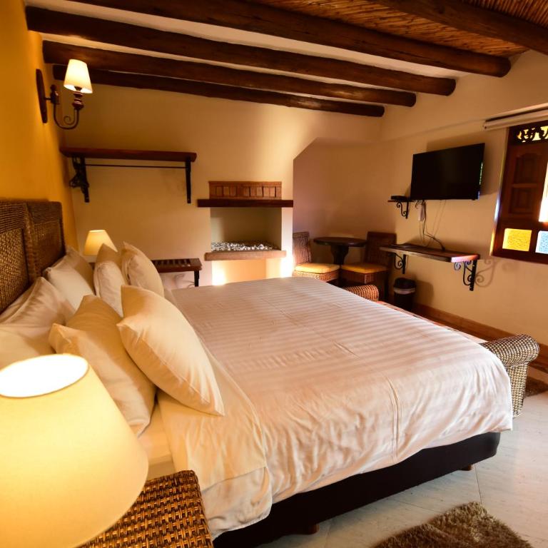 Hotel Campanario de la Villa - Standard Double Room - 7