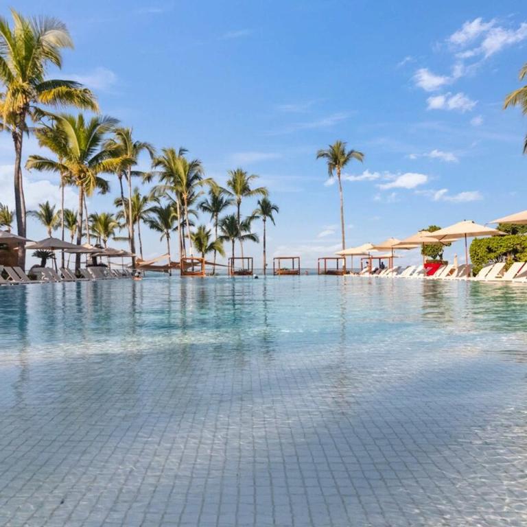 Oceanview 3BR Apt with Beach Access - Pools - Gym - Casa - 45