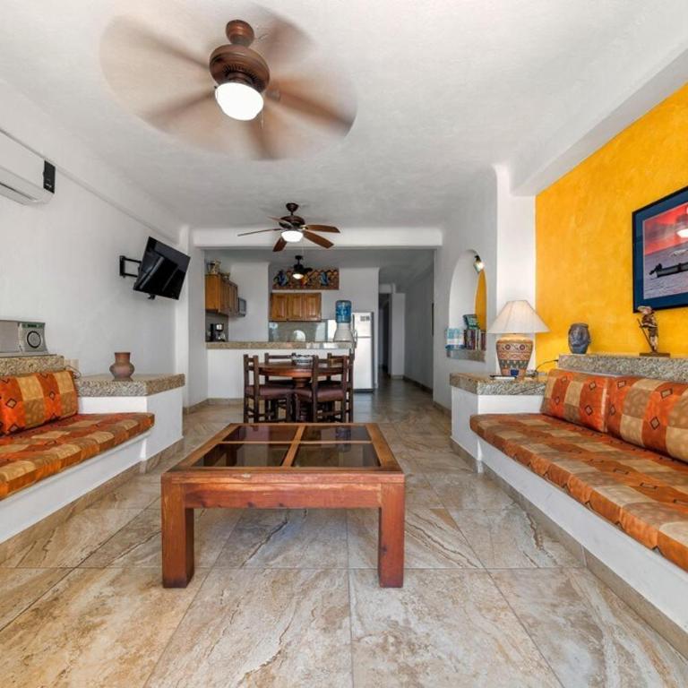 Ocean view 1Br Condo-Balcony-Beach-Pool - 202 - Vacation Home - 28