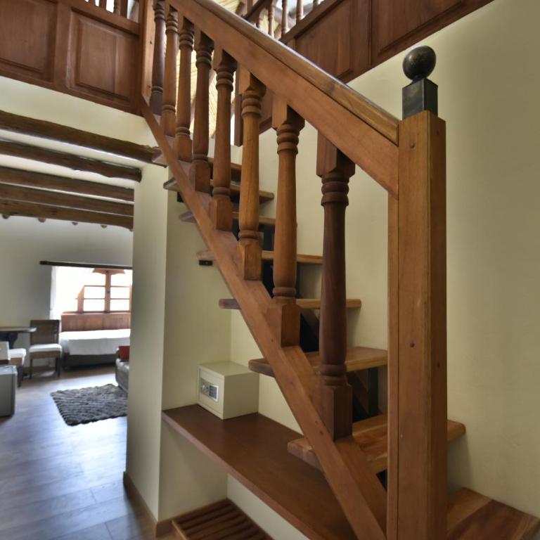 Hotel Campanario de la Villa - Family Room - 4