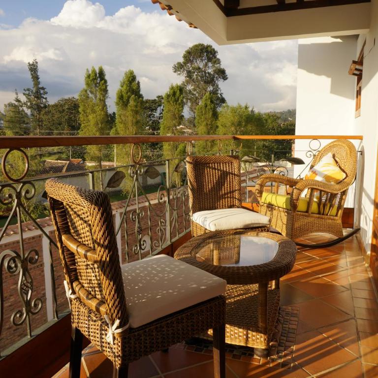 Hotel Campanario de la Villa - Suite with Balcony - 4