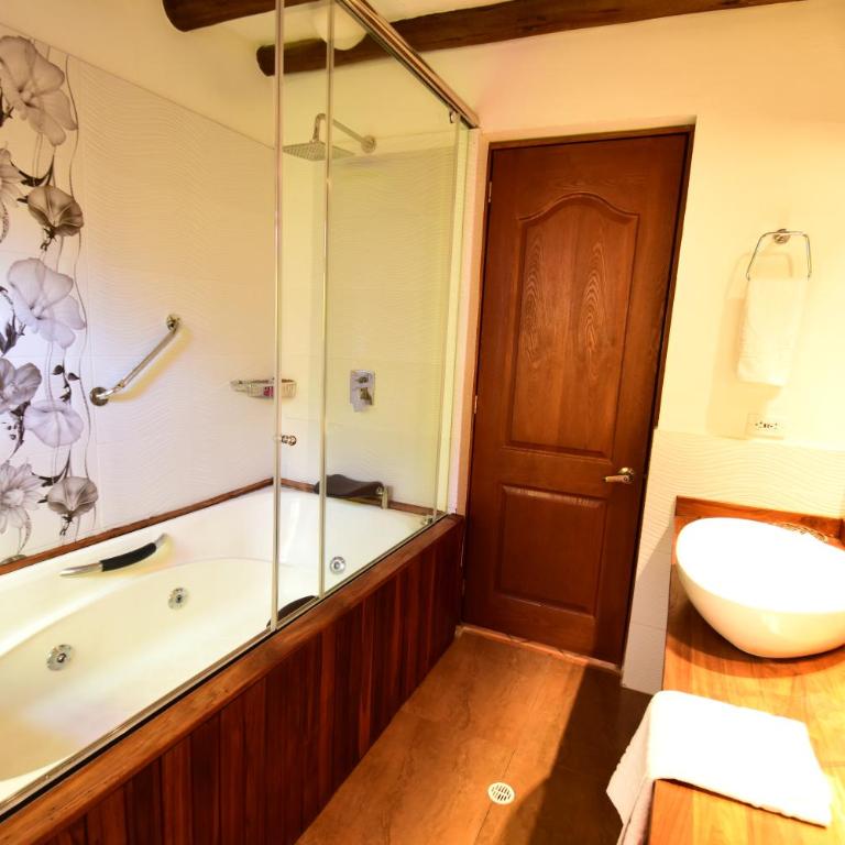 Hotel Campanario de la Villa - Suite with Balcony - 2