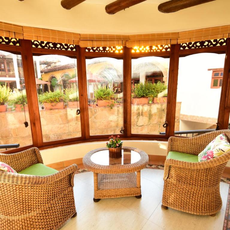 Hotel Campanario de la Villa - Suite with Balcony - 1