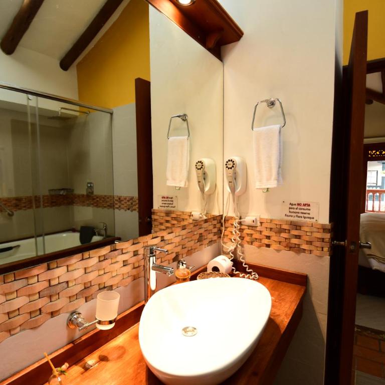 Hotel Campanario de la Villa - Suite with Balcony - 3