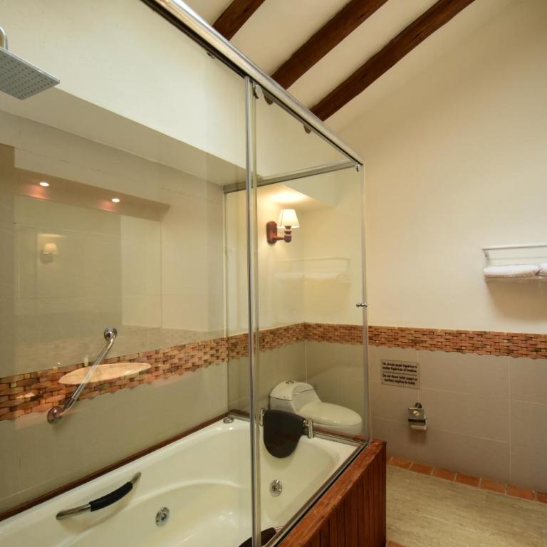 Hotel Campanario de la Villa - Suite with Balcony - 5